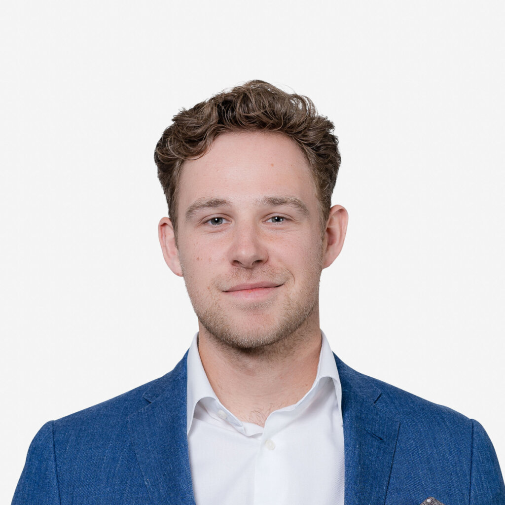 Tom van Eekhout - Associate Financial advisory